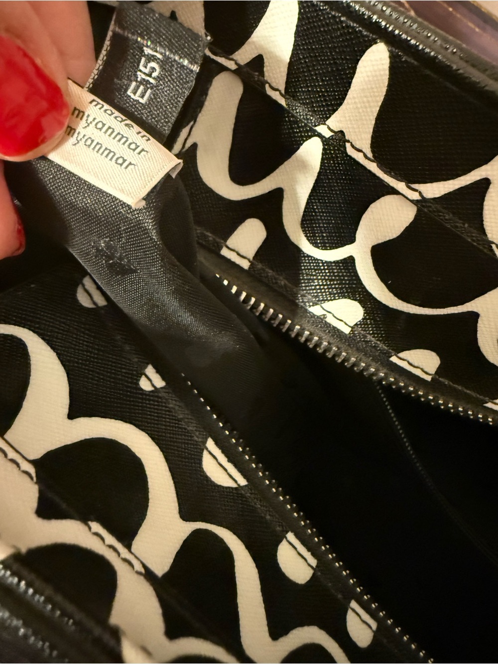 kate spade Black and White Wave-Print Tote - Picture 8 of 14